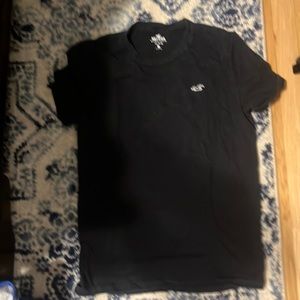 Hollister tee size M
